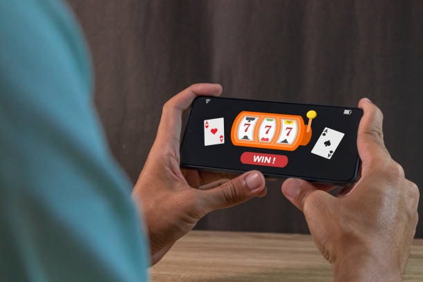 Live French Roulette wheel and betting table on erek2 12 mobile